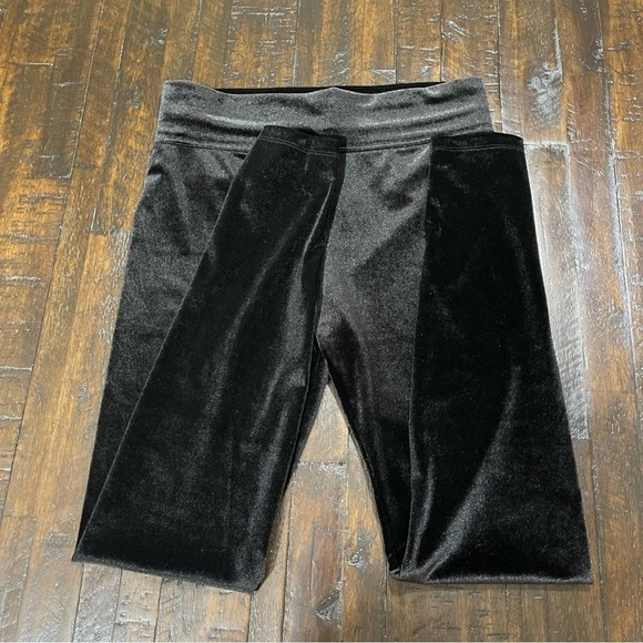 a new day Pants - A New Day black velvet leggings small
